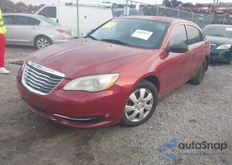 2013 Chrysler 200 Lx z USA, uszkodzony, nr VIN 1C3CCBABXDN686397